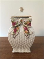 Royal Albert Vase