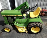 John Deere 110 Garden tractor -  mower