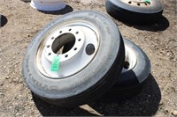 (2) DynaTrac 255/70R22.5 Tires & Steel Rims