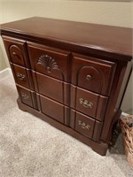 Small Chest-of-Drawers
