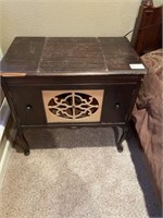 Cecilian OLD Stereo Cabinet