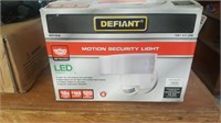 New Defiant Motion Security Light