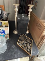 4 Piece Decorative Lot