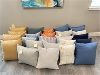 24PC ASSORTED PILLOWS