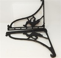 Camel Shelf Bracket, pair, 13 3/4" x 11"