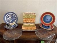 Lot of (8) Plates & (1) Cup including  Blue Willow