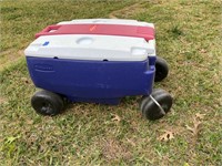 Rolling Cooler with Pull Handle by RUBBERMAID.