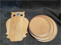 owl citting board and hot mats
