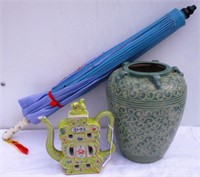 3 Piece Oriental Lot Tea Pot/Vase/Umbrella