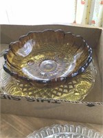 FIVE CLEAR GLASS PLATES, AMBER BOWL, SILVERWARE