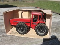 Ertl IH 7488 Toy Tractor w/box (1/16 scale)