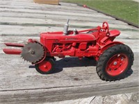 Farmall 'H' Toy Tractor w/Buzz Saw added