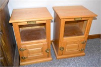 Matching Pair of Oak End Tables - they have the