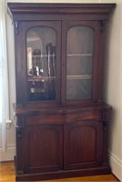 ANTIQUE MAHOGANY CHINA CABINET