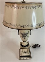 TOLE DECORATED URN SHAPED LAMP