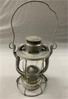 D.L. & W.R.R. Railroad Lantern