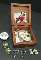 Lovely Macnab Bros Woodcraft Box W/ Jewellery