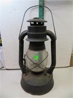 Vintage Dietz No 8 Air Pilot Barn Lantern 14"