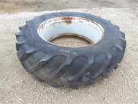 16.9-34 tractor tire & rim