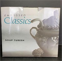 Embossed Soup Tureen White Ceramic