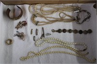 Costume jewellery including copper bracelet