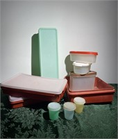 TUPPERWARE LOT