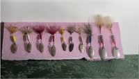 FISHING LURE LOT  6 OUT OF 18
