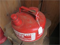 Red metal gas can, smaller