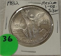 1982 MEXICO 1 OZ. SILVER ROUND