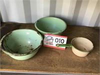 Granite Ware Pan & 2 Bowls