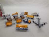 United Airlines/International Airport Die Cast Lot