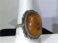 Vintage Sterling Silver ring with Amber - size 7