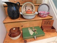 6 granite pcs, bean pot, wooden utensil box