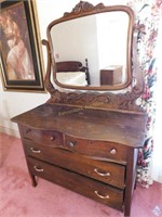 oak dresser w/mirror (needs new hardware)