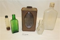 FLAT BOX OF ASSORTED BOTTLES & VTG. CONTAINERS