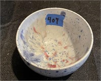 91 shelton small pottery bowl