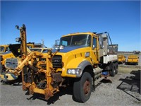 09 Mack GU713  Dump YW 6 cyl  Diesel; Started