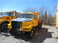 02 International 470  Dump YW 8 cyl  Diesel; Did