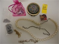 ASSORTED JEWELRY ITEMS