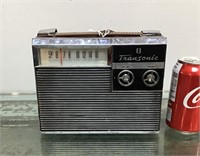 Vtg. Transonic 8 transistor radio - works