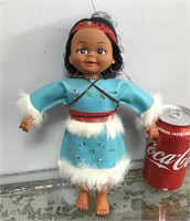 Vtg. Native doll w/ papooses