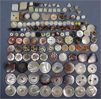 (138) Assorted Mother of Pearl Buttons