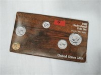 1985 Uncirculated coin set MINT D & P