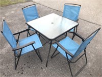 5pc Patio Set- Table & 4 Foldable Chairs NICE!