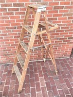 4.5ft Wooden Step Ladder- Must Have for any House!