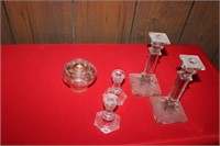 2 SETS OF GLASS CANDLESTICK