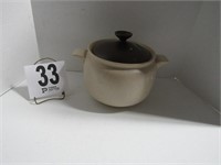 Stoneware Lidded Bean Pot