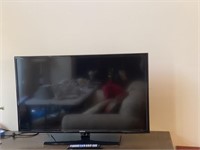40" Samsung Tv with Remote