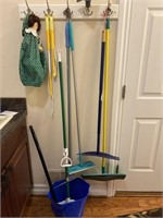 Mop, Swiffer and More