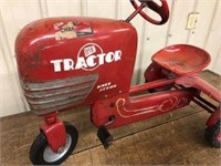 BMC PEDAL TRACTOR WITH KNEE ACTION ORIGINAL CONDIT